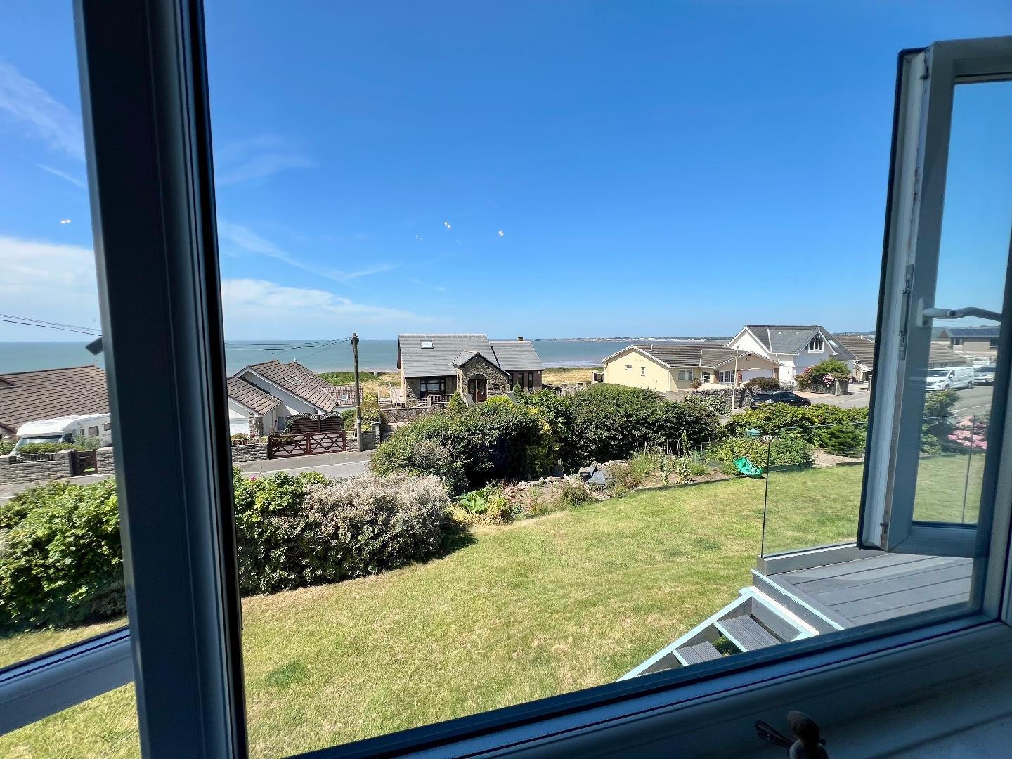 Marine Drive, Ogmore-By-Sea, Vale of Glamorgan, CF32 0PJ